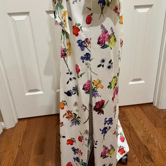 Alice + Olivia Floral Maxi Shirt Dress w/tie - Picture 4 of 13